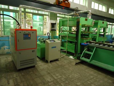 硫化機(jī)專用模溫機(jī) 深圳久陽塑膠機(jī)械設(shè)備的研發(fā)創(chuàng)新